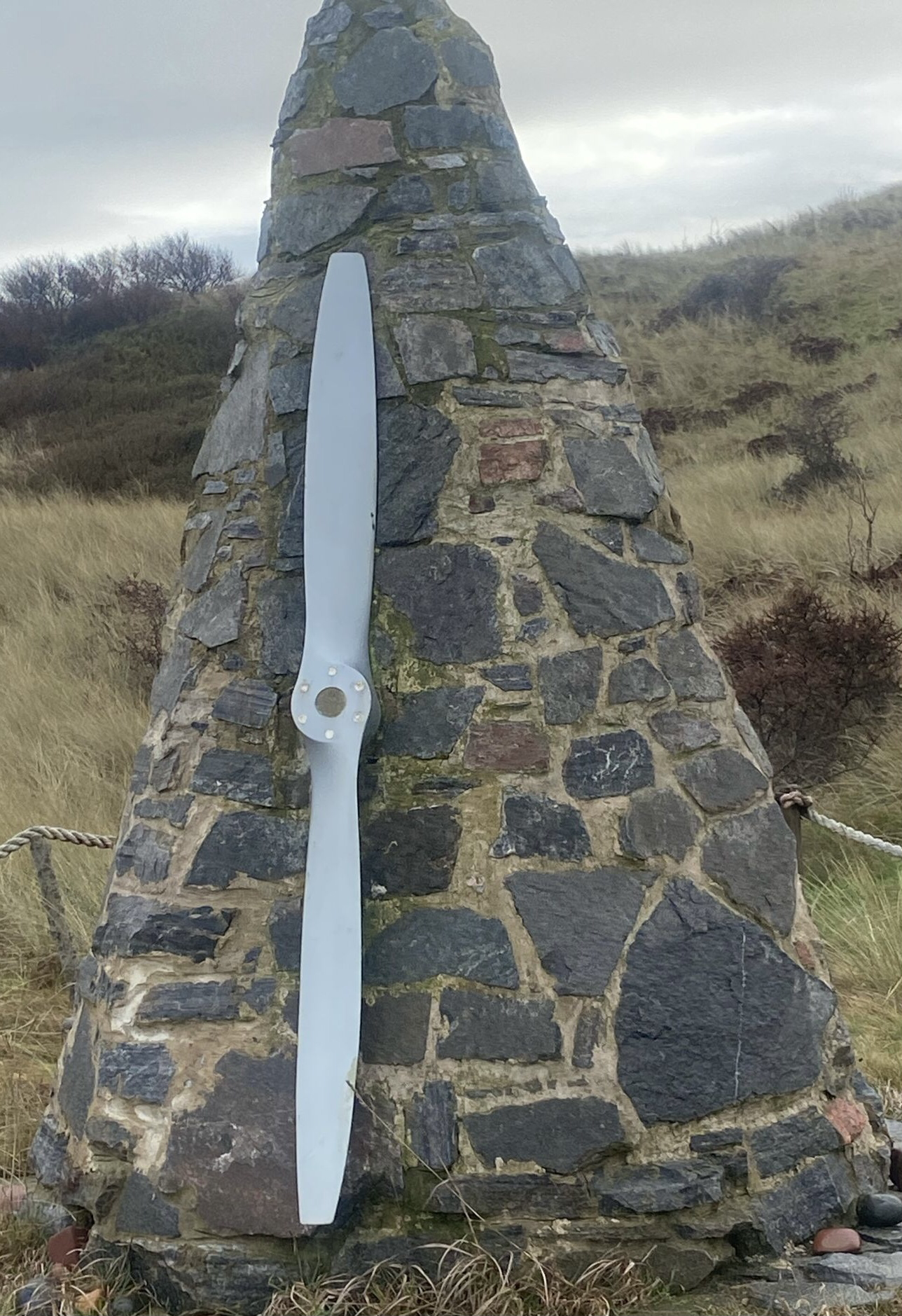 aeroplane propellor monument