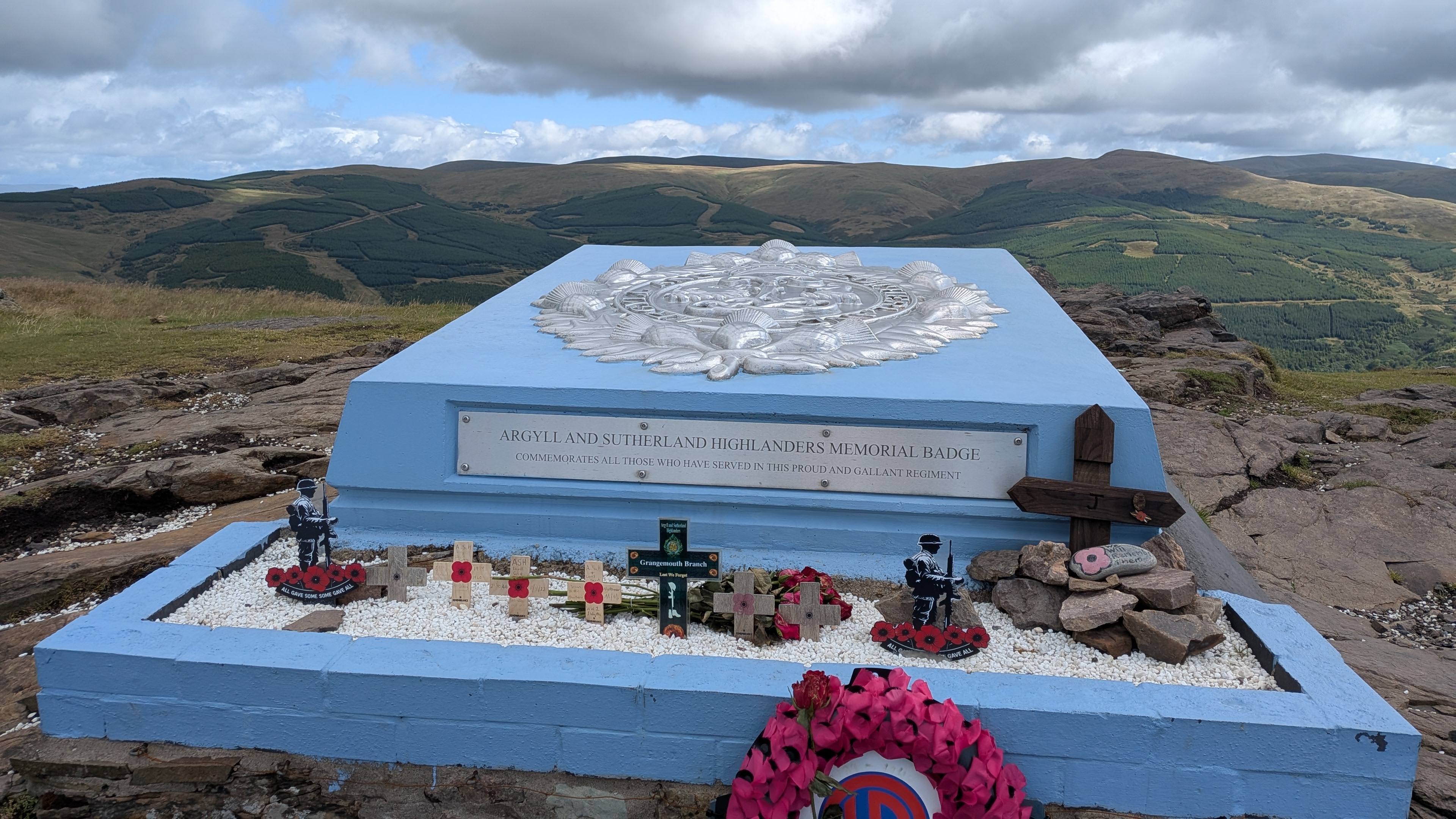Monument to the Argyll and Sutherland Highlanders
